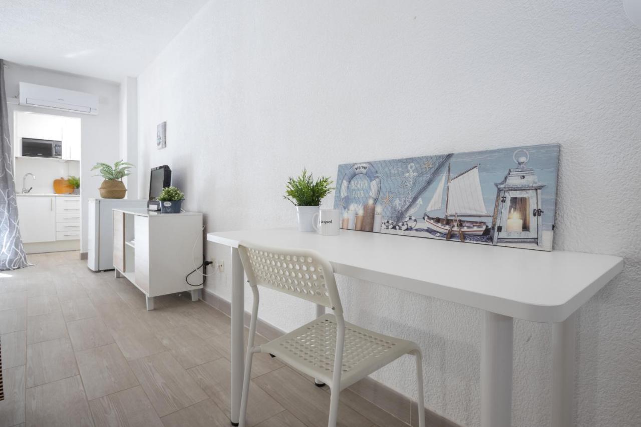 Bonito Estudio Renovado Salou Buitenkant foto